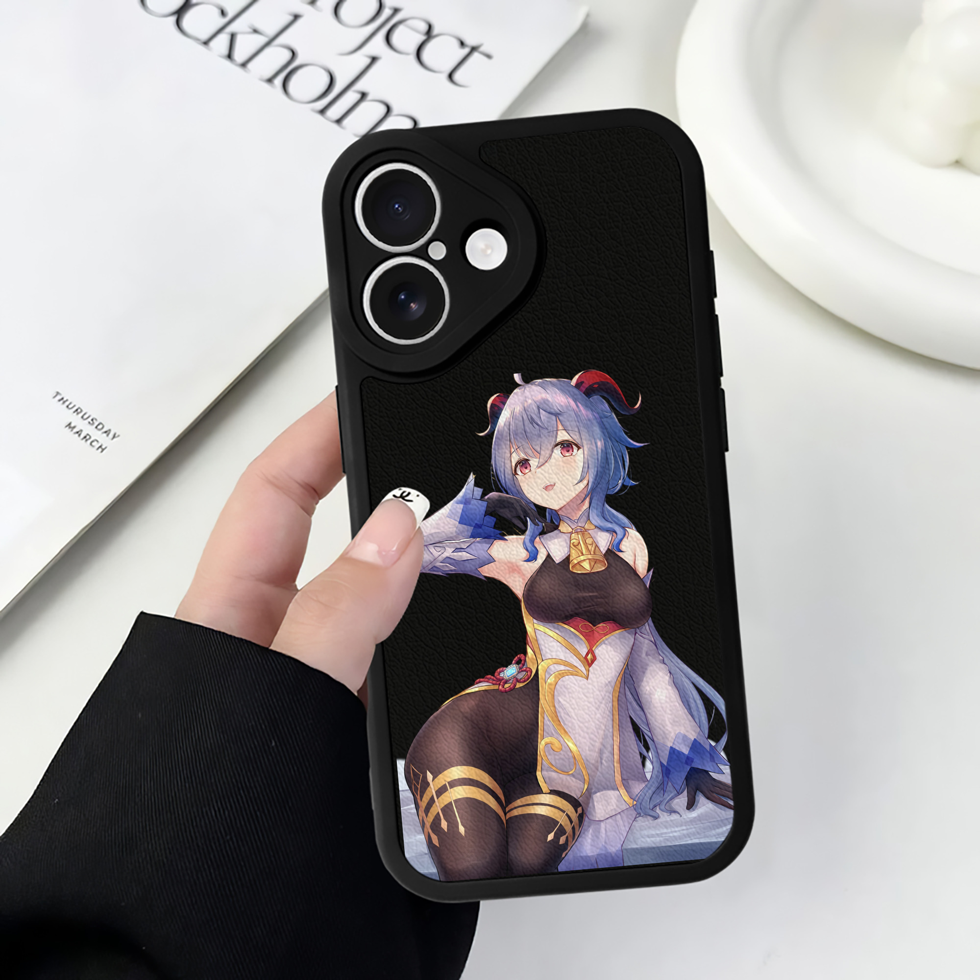 げんし神 甘雨 かんう genshin Ganyu 【iPhone 16シリーズ対応】シリコンスマホケース（レザー調） 材質：シリコン
